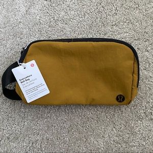 LULULEMON like new Gold Yellow Black Fanny Pack Everywhere Belt Bag (no tags)